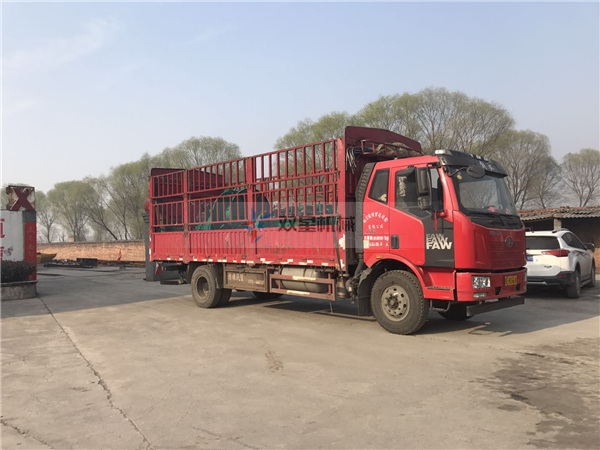 <a href='http://www.94mmp.cn/psj/845.html' target='_blank'><span>金屬破碎機</span></a>設(shè)備發(fā)往河南焦作
