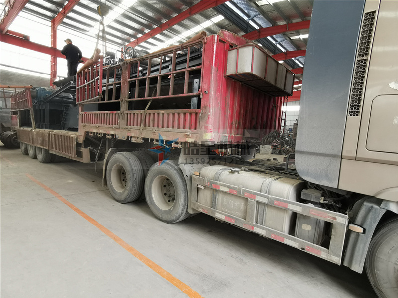 鋁合金破碎機發(fā)貨現(xiàn)場 <a href='http://www.94mmp.cn/feilv/852.html' target='_blank'><span>鋁合金破碎機</span></a>發(fā)貨現(xiàn)場